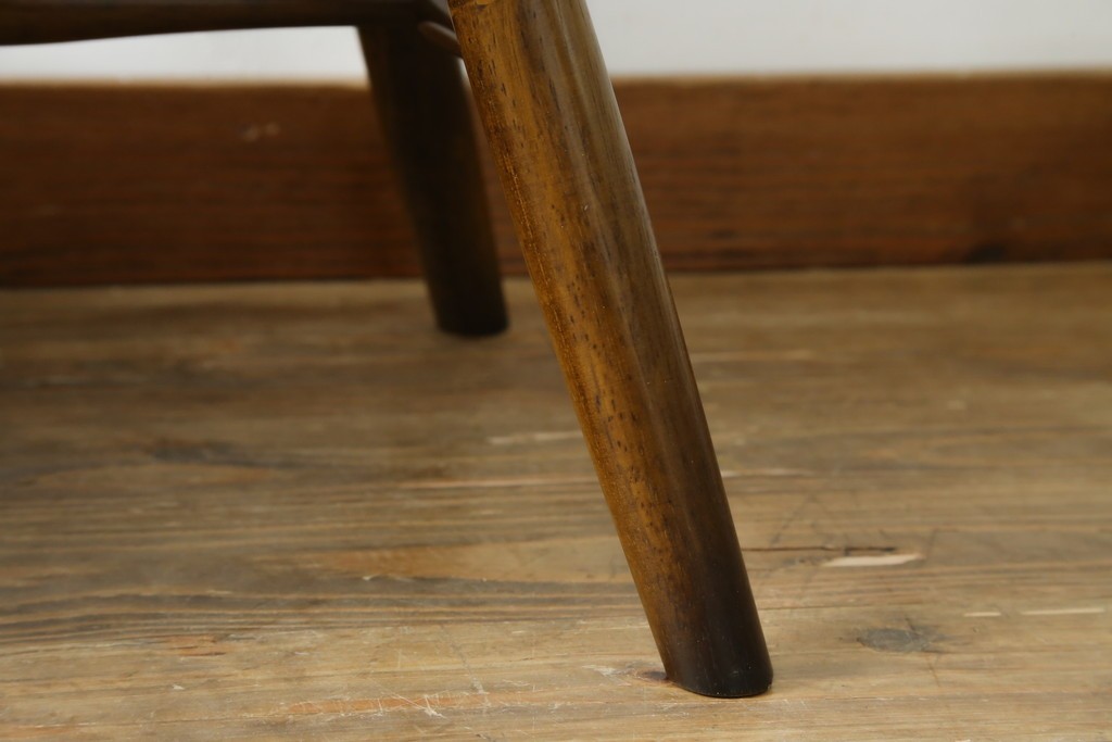 中古　美品　カリモク家具(karimoku)　コロニアルシリーズ　CC1834NK　回転式アームチェア2脚セット　定価(2脚合計)約13万円　(R-086426)