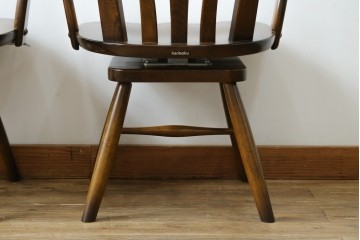 中古　美品　カリモク家具(karimoku)　コロニアルシリーズ　CC1834NK　回転式アームチェア2脚セット　定価(2脚合計)約13万円　(R-086426)