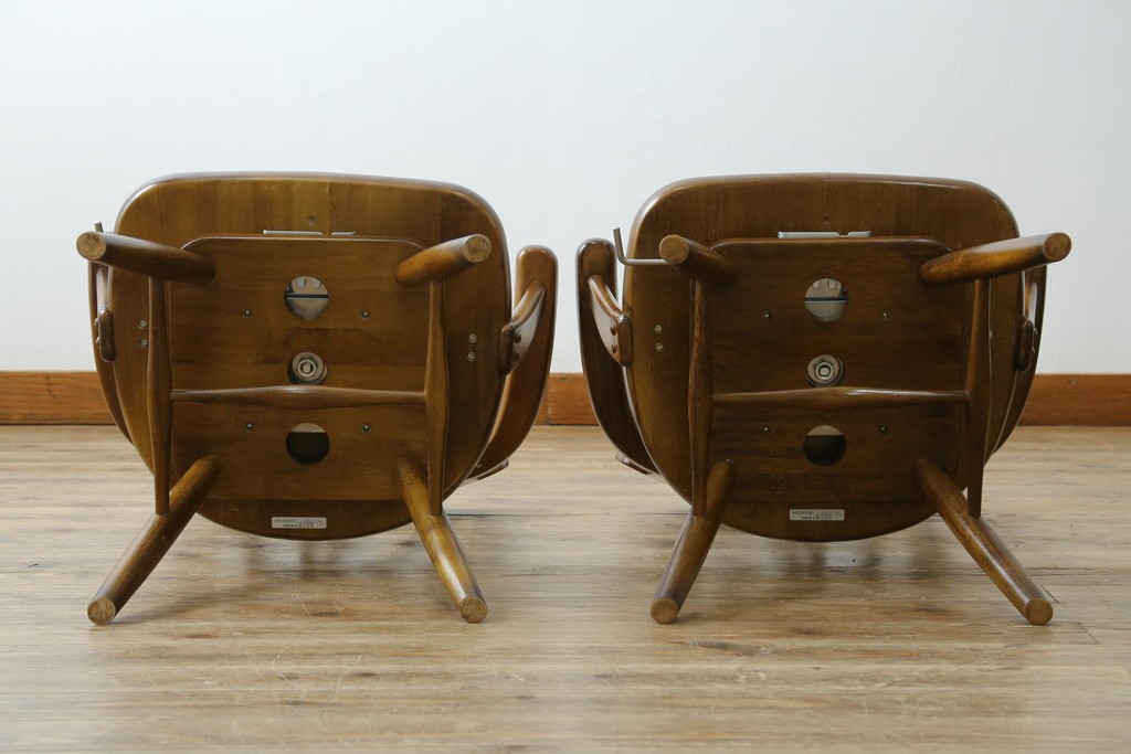 中古　美品　カリモク家具(karimoku)　コロニアルシリーズ　CC1834NK　回転式アームチェア2脚セット　定価(2脚合計)約13万円　(R-086426)