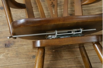 中古　美品　カリモク家具(karimoku)　コロニアルシリーズ　CC1834NK　回転式アームチェア2脚セット　定価(2脚合計)約13万円　(R-086426)