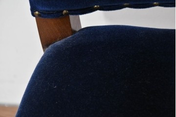 イギリスアンティーク　ゆったりと座れるキャスター付きの回転チェア　(R-086427)