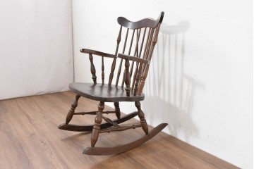 和製ヴィンテージ　希少な廃番品　柏木工(KASHIWA)　美しい曲線が魅力のロッキングチェア　(R-086428)