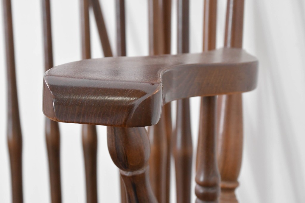 和製ヴィンテージ　希少な廃番品　柏木工(KASHIWA)　美しい曲線が魅力のロッキングチェア　(R-086428)