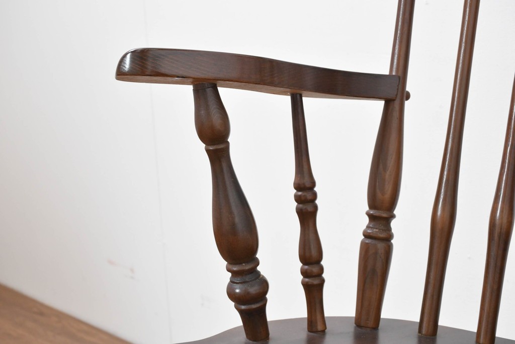 和製ヴィンテージ　希少な廃番品　柏木工(KASHIWA)　美しい曲線が魅力のロッキングチェア　(R-086428)