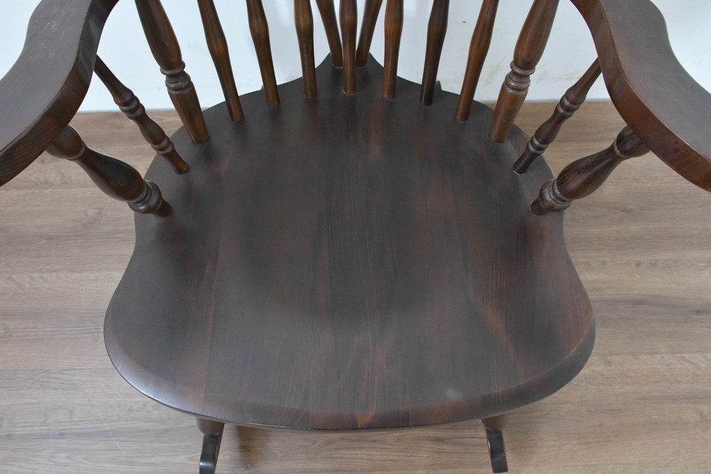 和製ヴィンテージ　希少な廃番品　柏木工(KASHIWA)　美しい曲線が魅力のロッキングチェア　(R-086428)