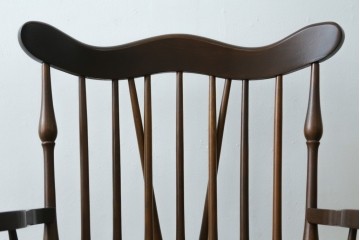 和製ヴィンテージ　希少な廃番品　柏木工(KASHIWA)　美しい曲線が魅力のロッキングチェア　(R-086428)