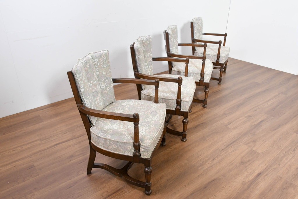 中古　職人手作り品　ノックオンウッド(knockonwood)　ナラ材　花柄ファブリックが上品なアームチェア4脚セット　定価(4脚合計)約60万円　(R-086429)