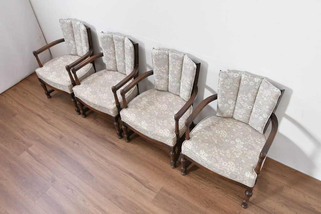 中古　職人手作り品　ノックオンウッド(knockonwood)　ナラ材　花柄ファブリックが上品なアームチェア4脚セット　定価(4脚合計)約60万円　(R-086429)