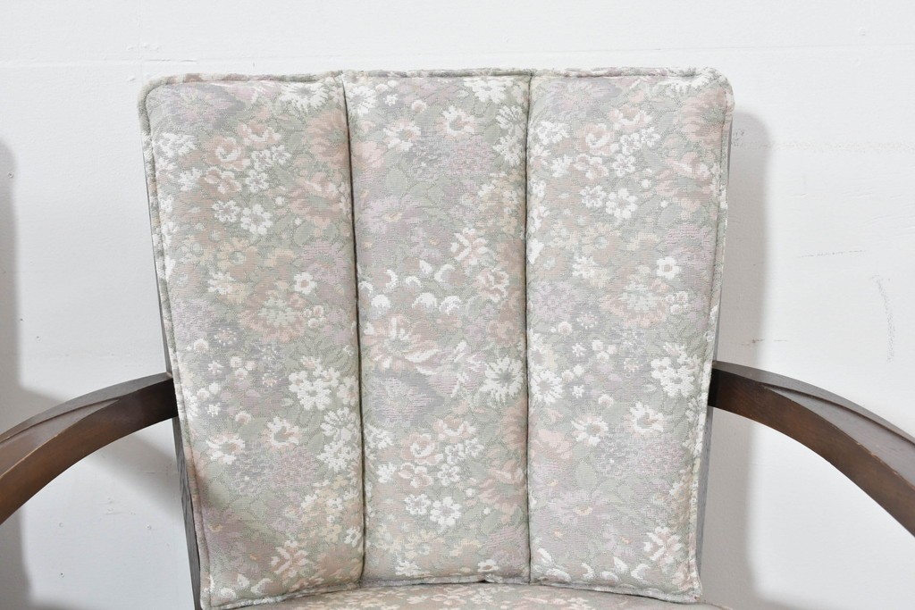 中古　職人手作り品　ノックオンウッド(knockonwood)　ナラ材　花柄ファブリックが上品なアームチェア4脚セット　定価(4脚合計)約60万円　(R-086429)