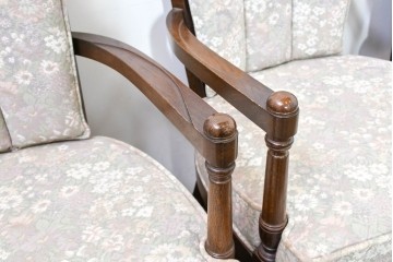 中古　職人手作り品　ノックオンウッド(knockonwood)　ナラ材　花柄ファブリックが上品なアームチェア4脚セット　定価(4脚合計)約60万円　(R-086429)