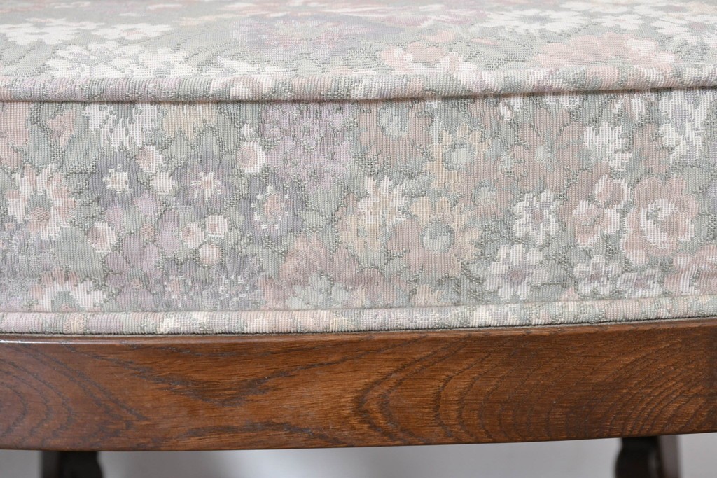 中古　職人手作り品　ノックオンウッド(knockonwood)　ナラ材　花柄ファブリックが上品なアームチェア4脚セット　定価(4脚合計)約60万円　(R-086429)