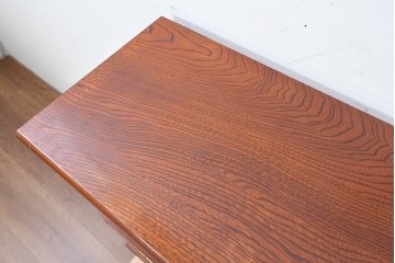 中古　欅(ケヤキ)材　小振りなサイズが取り入れやすい茶棚　(R-086431)