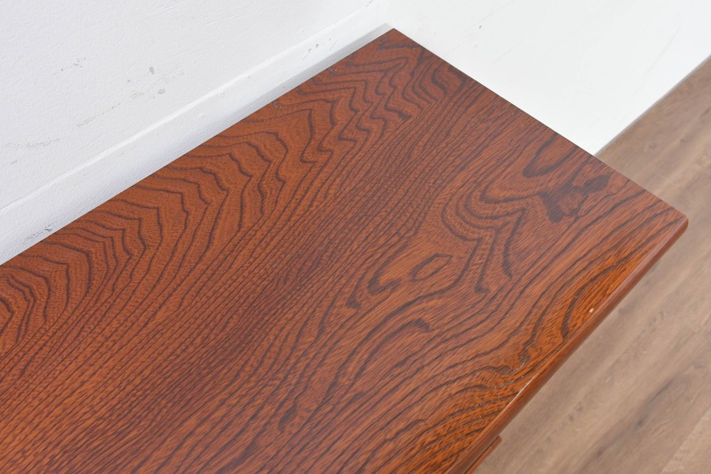 中古　欅(ケヤキ)材　小振りなサイズが取り入れやすい茶棚　(R-086431)