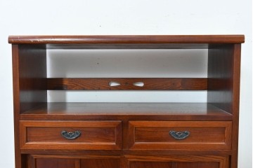 中古　欅(ケヤキ)材　小振りなサイズが取り入れやすい茶棚　(R-086431)