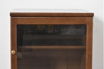 中古　カリモク家具(karimoku)　深みのある木色×ゴールドが上品なガラス扉のオーディオラック　(R-086432)