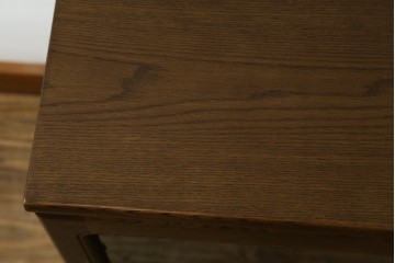 中古　カリモク家具(karimoku)　深みのある木色×ゴールドが上品なガラス扉のオーディオラック　(R-086432)