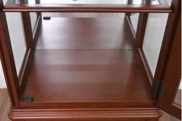 中古　希少な廃番品　maruni(マルニ木工)　ミラーバック×照明付きの縦型キュリオケース　※脚カットあり　(R-086434)