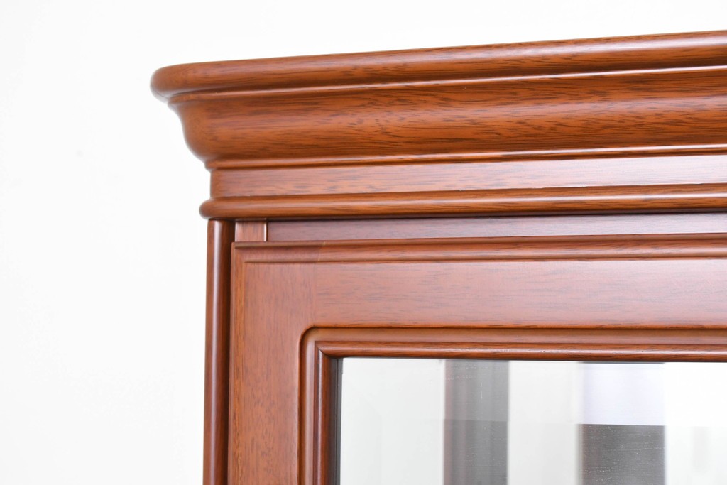 中古　希少な廃番品　maruni(マルニ木工)　ミラーバック×照明付きの縦型キュリオケース　※脚カットあり　(R-086434)