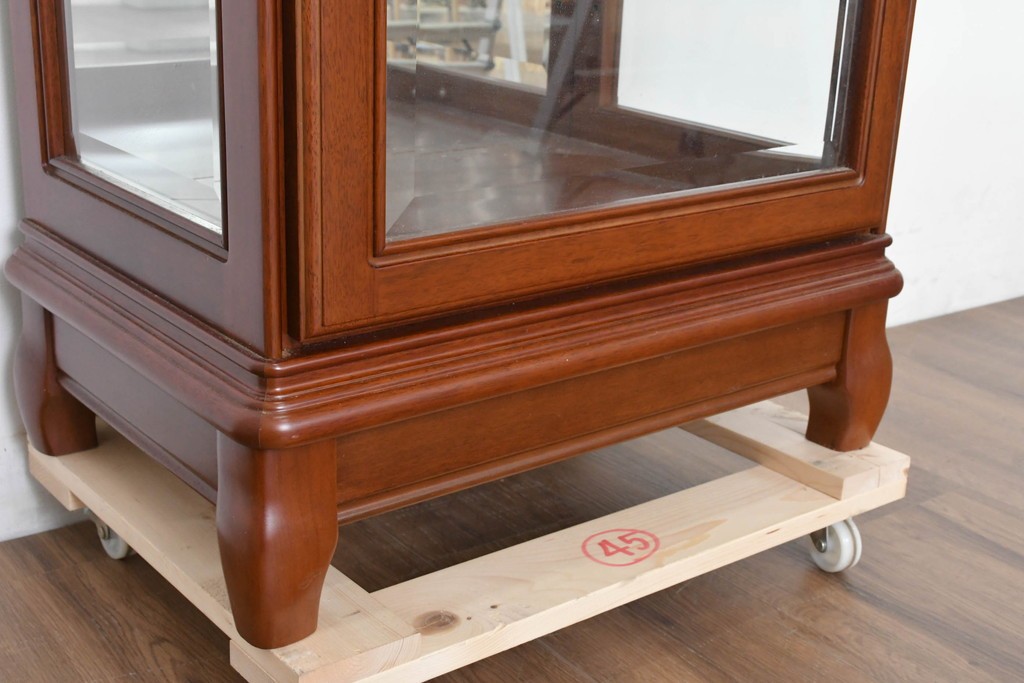 中古　希少な廃番品　maruni(マルニ木工)　ミラーバック×照明付きの縦型キュリオケース　※脚カットあり　(R-086434)