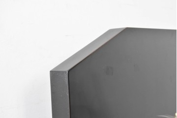 中古　在銘　輪島塗　蒔絵で鯉の滝登りを描いた衝立て　定価約150万円　(R-086435)