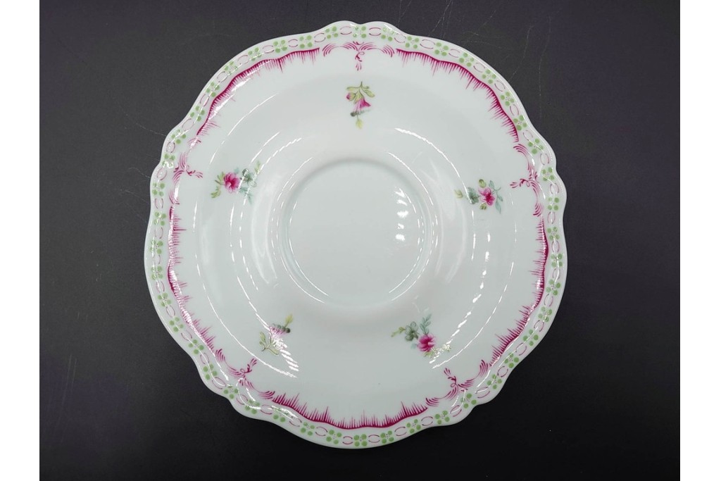 フランス　LIMOGES(リモージュ)　Georges Boyer(ジョルジュ・ボワイエ)　ピンクの花模様が可憐なトリオ5客セット　(R-086445)