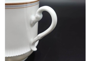 フランス　LIMOGES(リモージュ)　Haviland(アビランド)　Ruban(リュバン)　花模様とブルーのリボンが調和するトリオ3客セット　(R-086446)