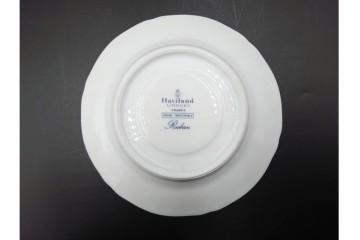 フランス　LIMOGES(リモージュ)　Haviland(アビランド)　Ruban(リュバン)　花模様とブルーのリボンが調和するトリオ3客セット　(R-086447)