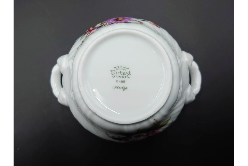 イタリア　Richard Ginori(リチャードジノリ)　イタリアンフルーツ　サックスフラワー　インペロカメリア　カップ&ソーサー・クリーマー・シュガーポット・スプーンレストの洋食器6点セット　(R-086448)