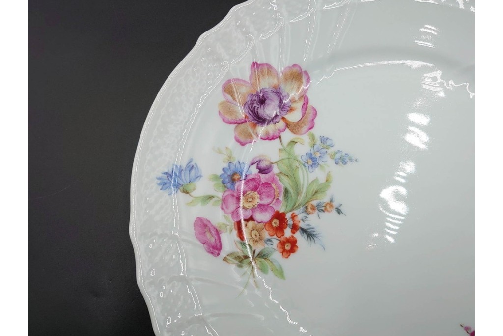 イタリア　Richard Ginori(リチャードジノリ)　サックスフラワー　カップ&ソーサー・プレートのトリオ4客セット　(R-086449)