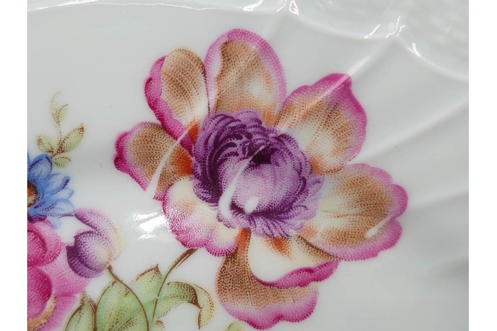 イタリア　Richard Ginori(リチャードジノリ)　サックスフラワー　カップ&ソーサー・プレートのトリオ4客セット　(R-086449)