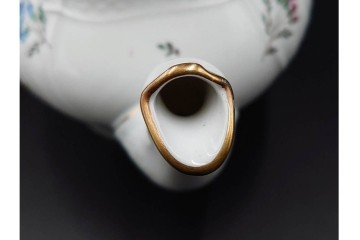 イタリア　Richard Ginori(リチャードジノリ)　ペルージャ(ベッキオフルーツ)　果物模様が愛らしいティーポット・シュガーポット・クリーマーセット　(R-086451)