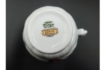 イタリア　Richard Ginori(リチャードジノリ)　ペルージャ(ベッキオフルーツ)　果物模様が愛らしいティーポット・シュガーポット・クリーマーセット　(R-086451)