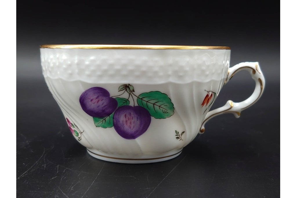 イタリア　Richard Ginori(リチャードジノリ)　ペルージャ(ベッキオフルーツ)　果物模様が愛らしいトリオ4客セット　(R-086452)