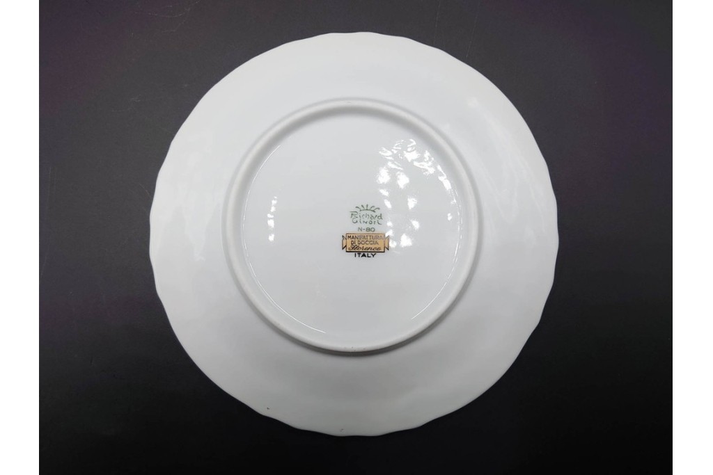 イタリア　Richard Ginori(リチャードジノリ)　ペルージャ(ベッキオフルーツ)　果物模様が愛らしいトリオ4客セット　(R-086452)