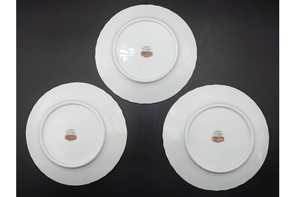 イタリア　Richard Ginori(リチャードジノリ)　ペルージャ(ベッキオフルーツ)　果物模様が愛らしいトリオ4客セット　(R-086453)