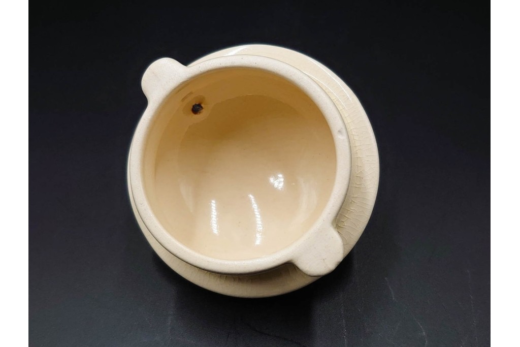 イギリスヴィンテージ　Susie Cooper(スージークーパー)　グレイリーフ　ティーポット・クリーマー・カップ&ソーサー2客・プレート・ミニボウルの洋食器6点セット　(R-086455)