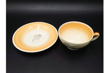 イギリスヴィンテージ　Susie Cooper(スージークーパー)　グレイリーフ　ティーポット・クリーマー・カップ&ソーサー2客・プレート・ミニボウルの洋食器6点セット　(R-086455)