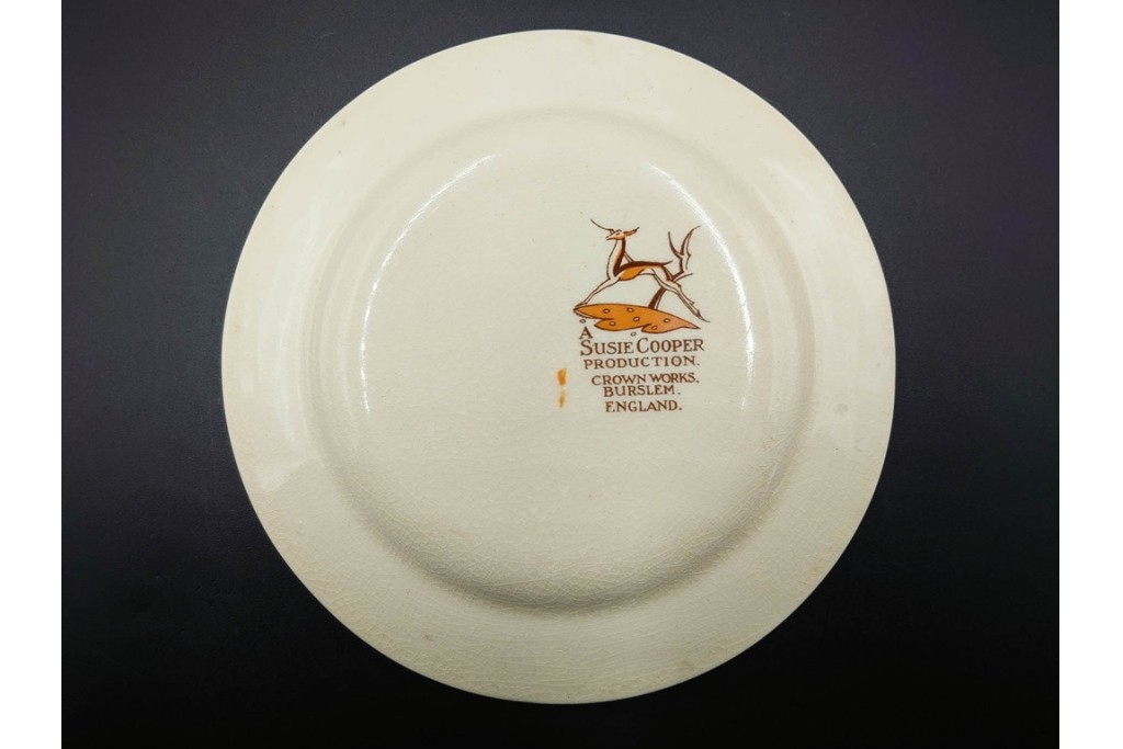 イギリスヴィンテージ　Susie Cooper(スージークーパー)　グレイリーフ　ティーポット・クリーマー・カップ&ソーサー2客・プレート・ミニボウルの洋食器6点セット　(R-086455)