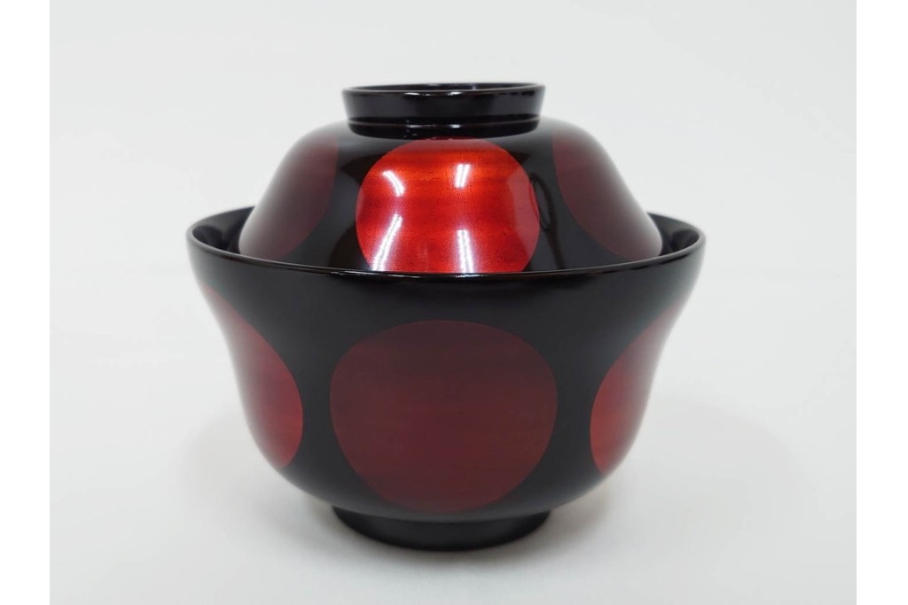 むさしの漆工芸造　なかにし正　艶やかな黒に朱の丸が目を引く日月椀5点セット　共箱付き　(R-086460)