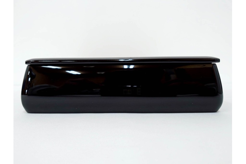 輪島塗　慶塚作　紅葉沈金の文庫(文箱)・朱色が鮮やかなお椀2点のセット　共箱付き　(R-086469)