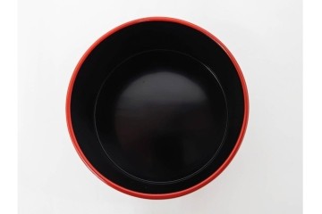 輪島塗　慶塚作　紅葉沈金の文庫(文箱)・朱色が鮮やかなお椀2点のセット　共箱付き　(R-086469)