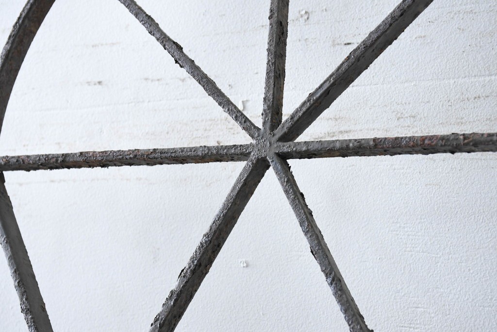 【簡易リペア限定品】　和製アンティーク　昭和初期　アーチ型の菱格子のデザインが目を引く格子　(R-086472)