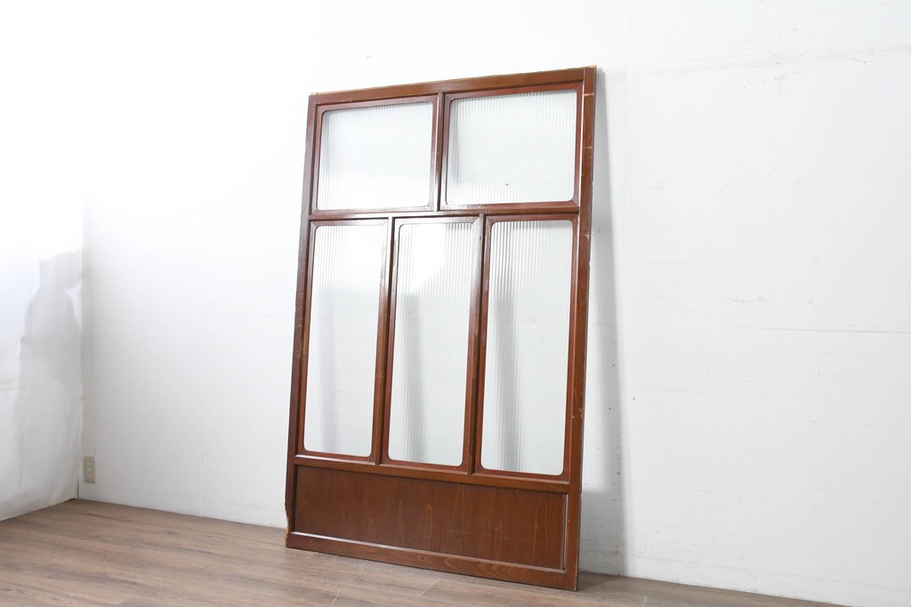 アンティーク建具　昭和初期　漆塗りが施された幅広なモールガラス戸1枚　(R-086473)