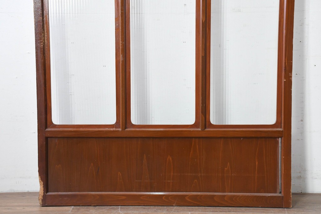 アンティーク建具　昭和初期　漆塗りが施された幅広なモールガラス戸1枚　(R-086473)