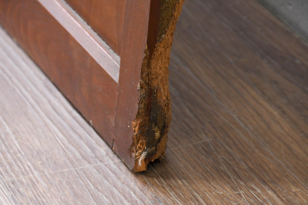 アンティーク建具　昭和初期　漆塗りが施された幅広なモールガラス戸1枚　(R-086473)