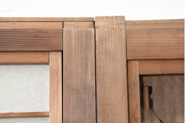 アンティーク建具　昭和初期　裏障子付き　幅広で存在感のある格子戸2枚セット　(R-086474)