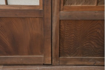 アンティーク建具　昭和初期　裏障子付き　幅広で存在感のある格子戸2枚セット　(R-086474)