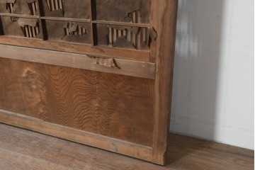 アンティーク建具　昭和初期　裏障子付き　幅広で存在感のある格子戸2枚セット　(R-086474)