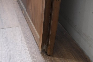 アンティーク建具　昭和初期　裏障子付き　幅広で存在感のある格子戸2枚セット　(R-086474)