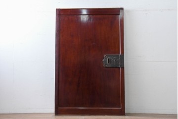 アンティーク建具　明治から大正期　美品　艶やかな漆塗りが美しい蔵戸1枚　(R-086475)